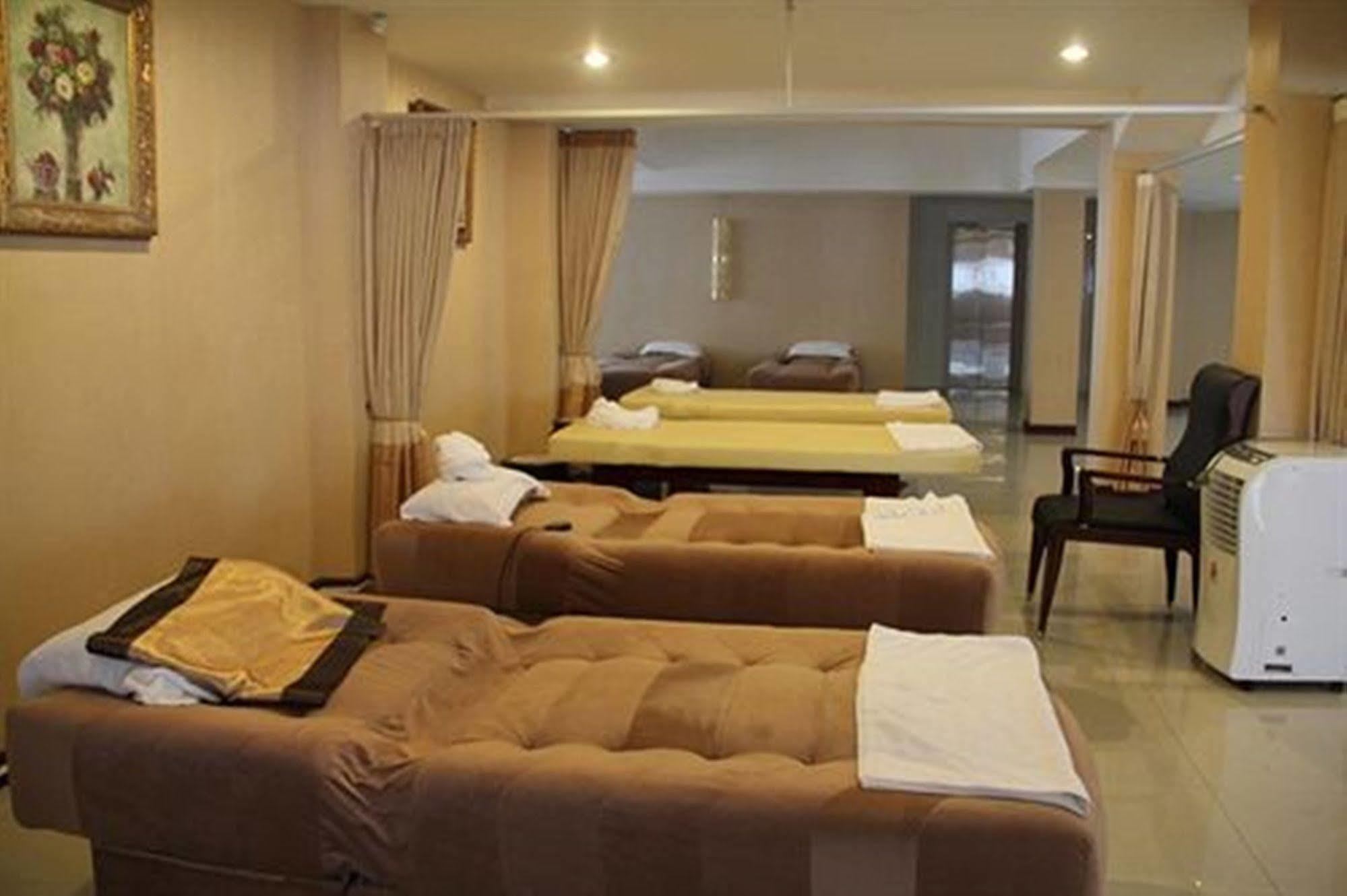 The Privi Suites Pattaya Ngoại thất bức ảnh