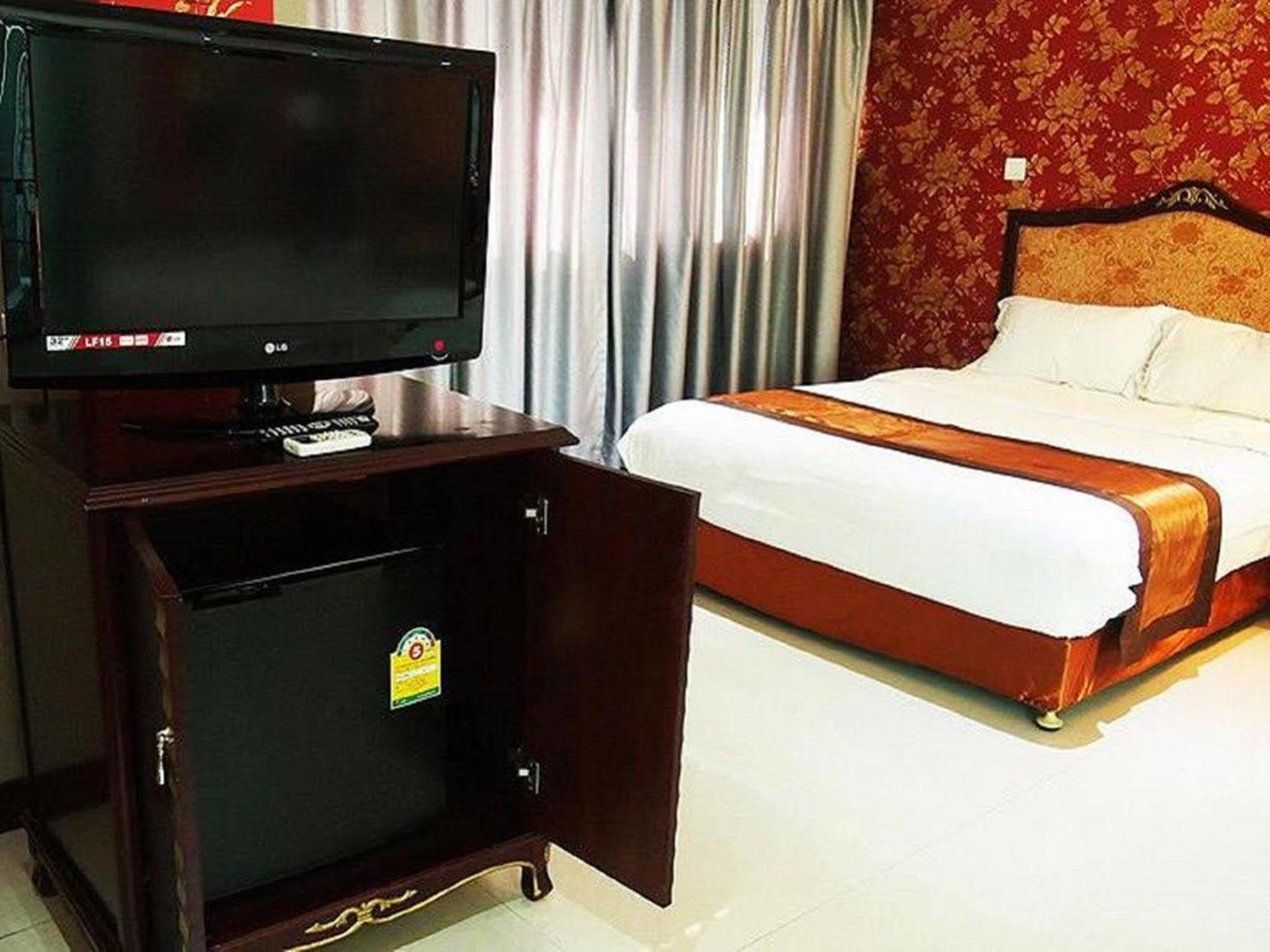 The Privi Suites Pattaya Ngoại thất bức ảnh